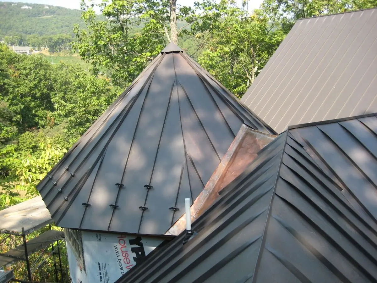 Professional Shingle Replacement & Repair by Craftsman Roofing in Pharisburg